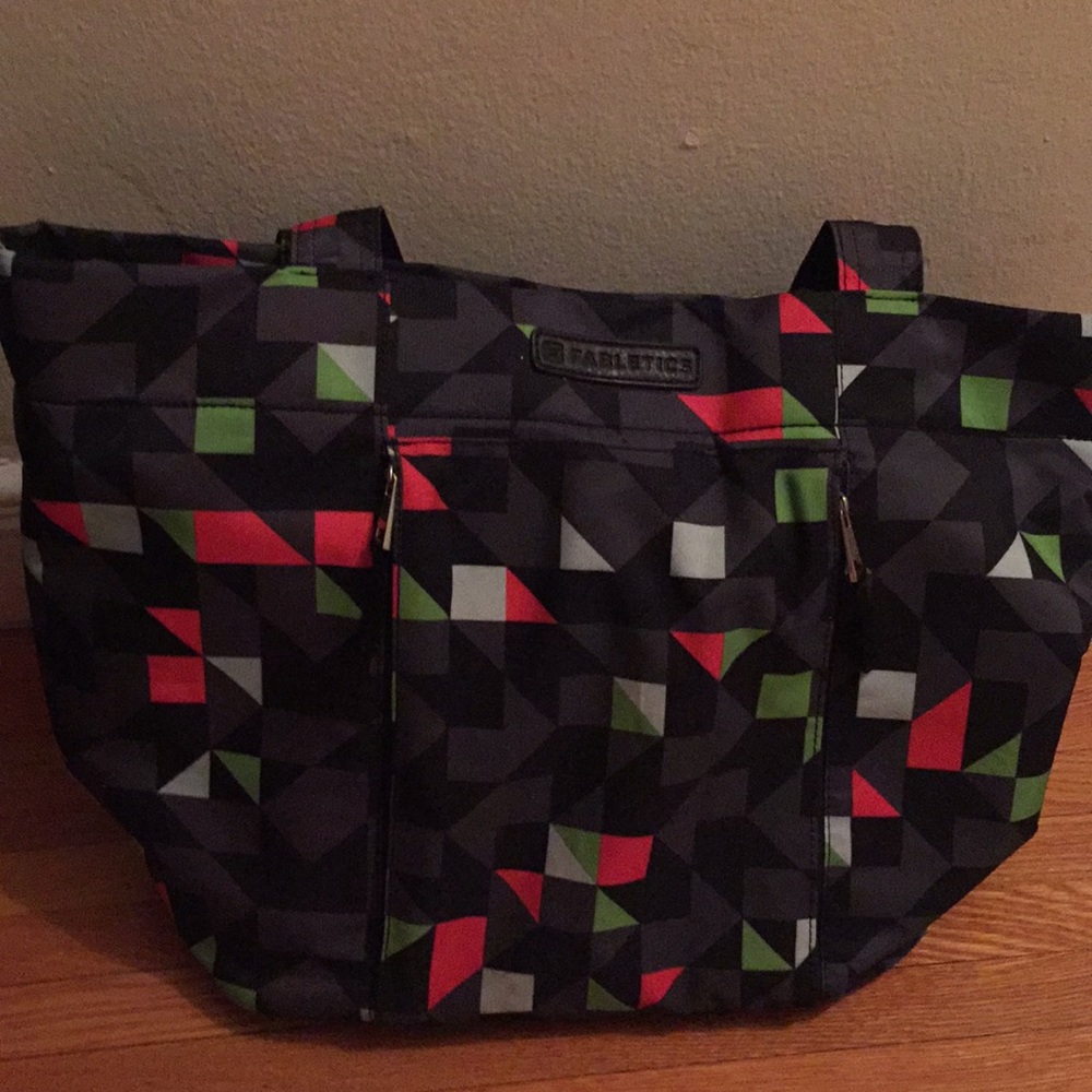 Fabletics geometric sports tote w/zip for yoga mat
